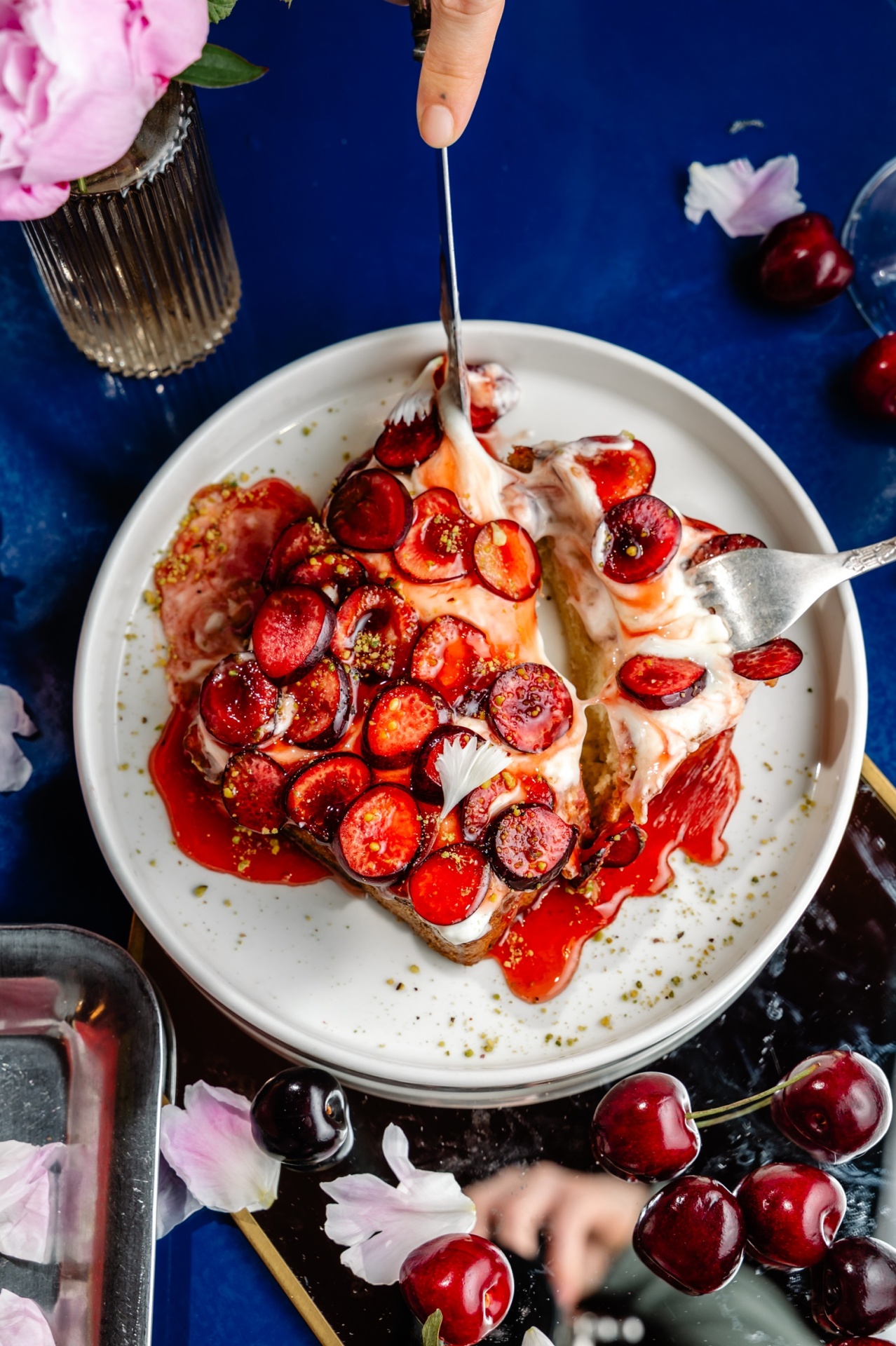 Бриошь с черешней (650 руб.)(3).jpg