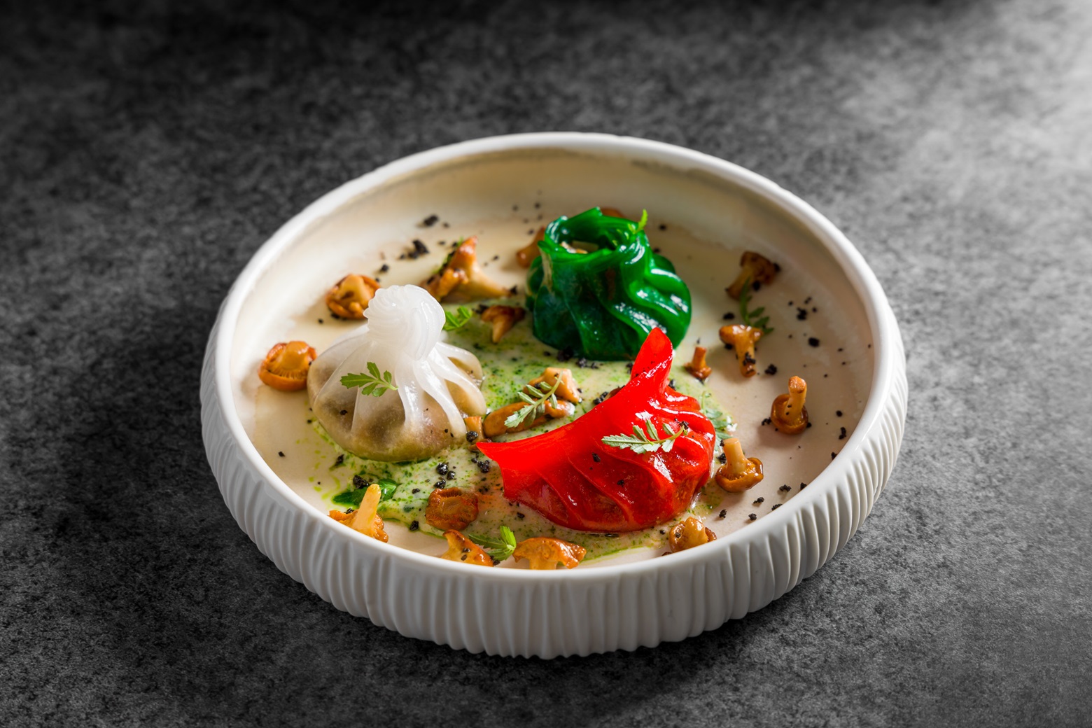 Дим сам _ лисички _ трюфельный соус_Moon.jpg